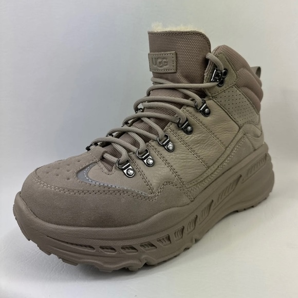 UGG Putty Hiker Waterproof 1112367
Size 8 in men or size 9.5 in women - Picture 4 of 13
